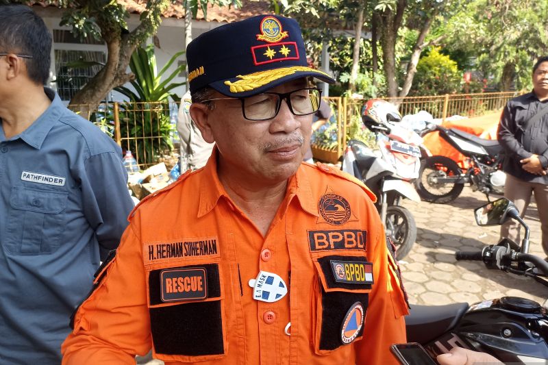 Bupati Cianjur minta pendistribusian logistik bantuan dipermudah