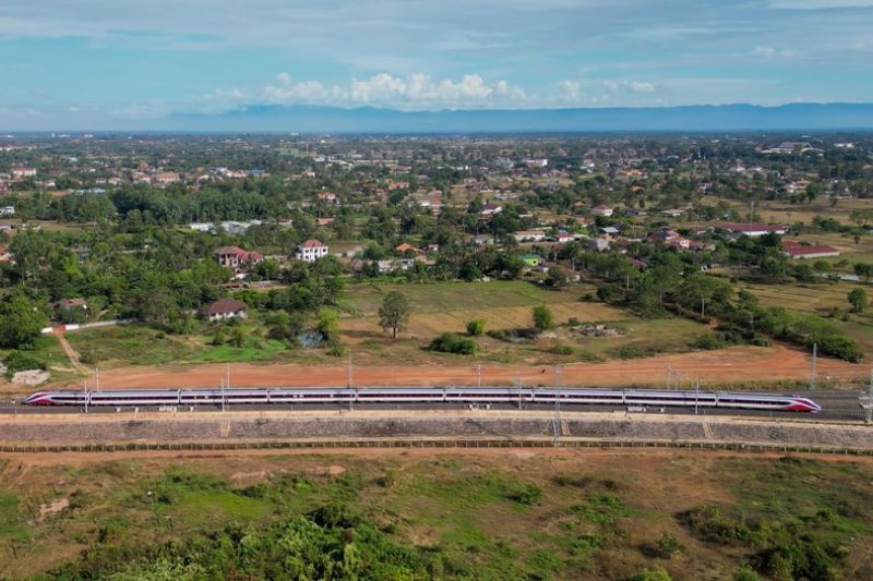 Setahun beroperasi, jalur kereta China-Laos tunjukkan kinerja bagus
