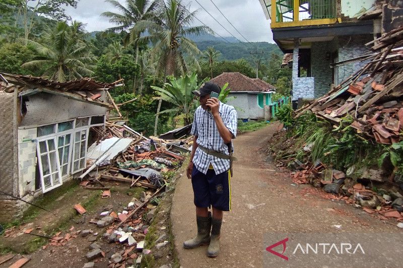 Pemkab Cianjur siapkan uang sewa rumah untuk korban gempa