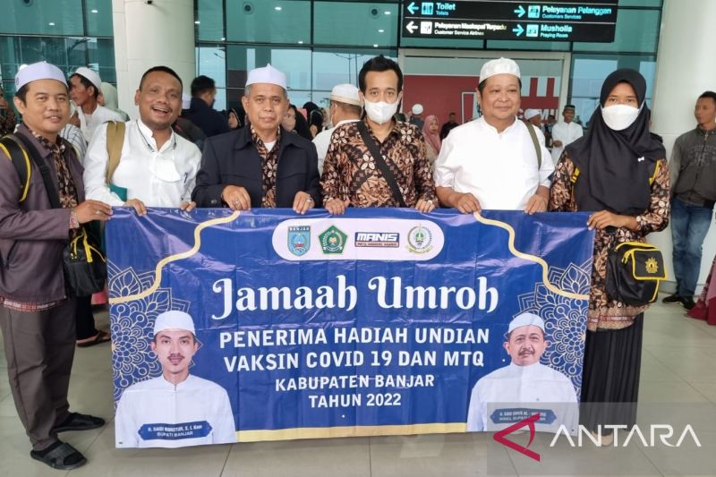 Jamaah umrah undian vaksin COVID-19 doakan pemimpin Banjar