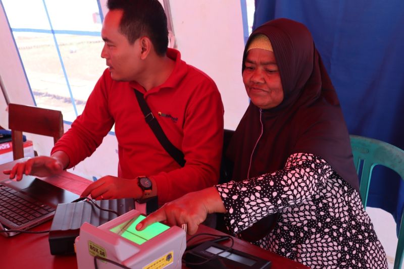 Kemensos dan Disdukcapil Cianjur fasilitasi dokumen kependudukan penyintas gempa