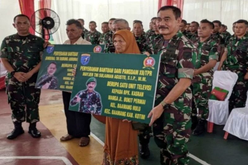 Pangdam XII/Tanjungpura minta TNI hadir sebagai solusi bagi rakyat