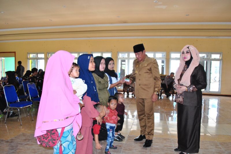 Pemkab Lebong beri kartu BPJS Kesehatan gratis 228 anak stunting