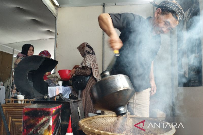 Kopi unggulan dipamerkan dalam Garut Festival