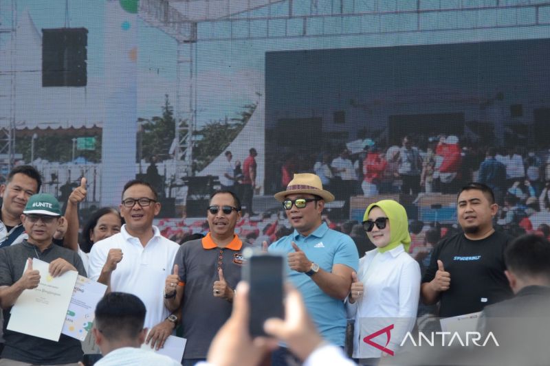 Jawa Barat integrasikan semua layanan publik di aplikasi Supar Apps Sapawarga