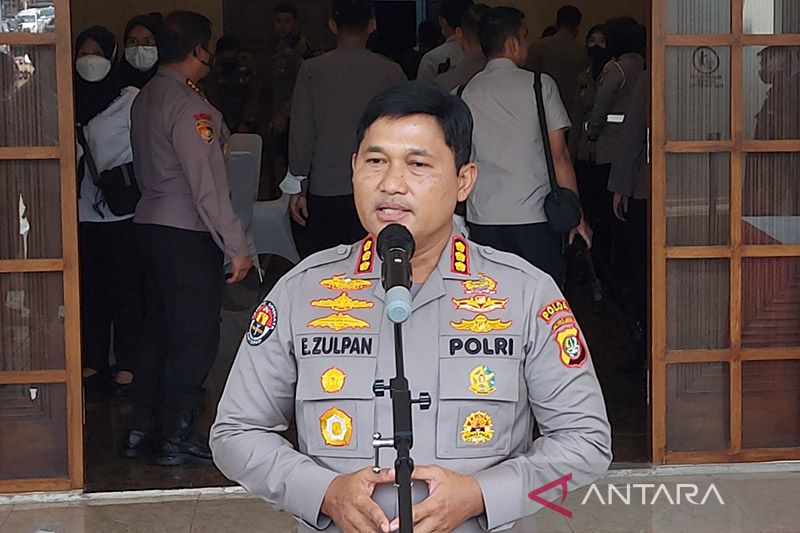 Oknum personel Polsek Pondok Aren didemosi akibat selingkuh