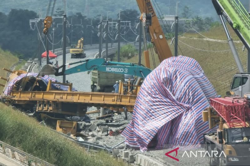 Pemerintah selidiki penyebab kecelakaan di area proyek kereta cepat di Bandung Barat