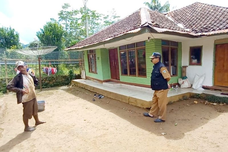 69 rumah rusak akibat pergerakan tanah di Garut