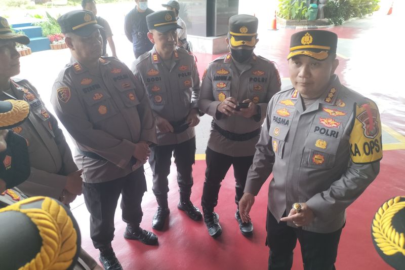 Polisi jaga empat titik keramaian di Jakbar saat malam tahun baru