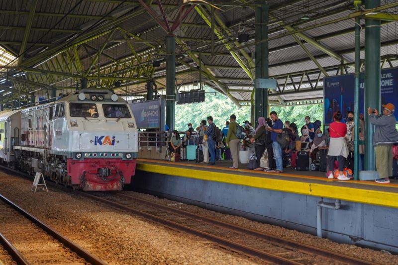 KAI serves 154,000 long distance passengers on Christmas holiday peak - Vimarsana News