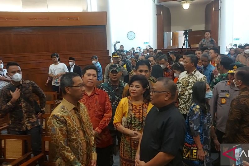 Pj Gubernur DKI Tinjau Persiapan Natal Sejumlah Gereja Di Jakarta ...