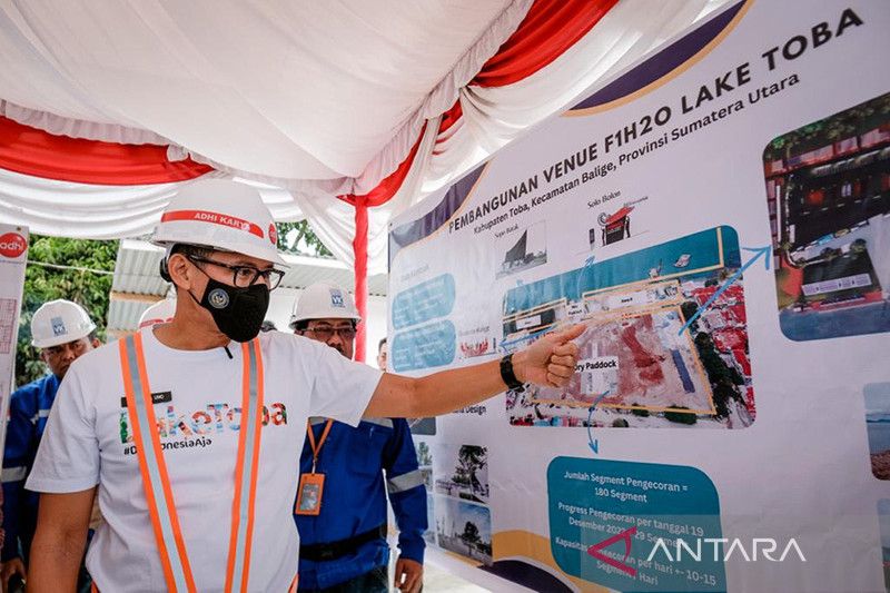 Sandiaga pastikan Toba siap jadi tuan rumah lomba speed boat dunia - ANTARA  News