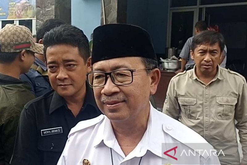 Bupati Cianjur bantah selewengkan bantuan logistik bencana