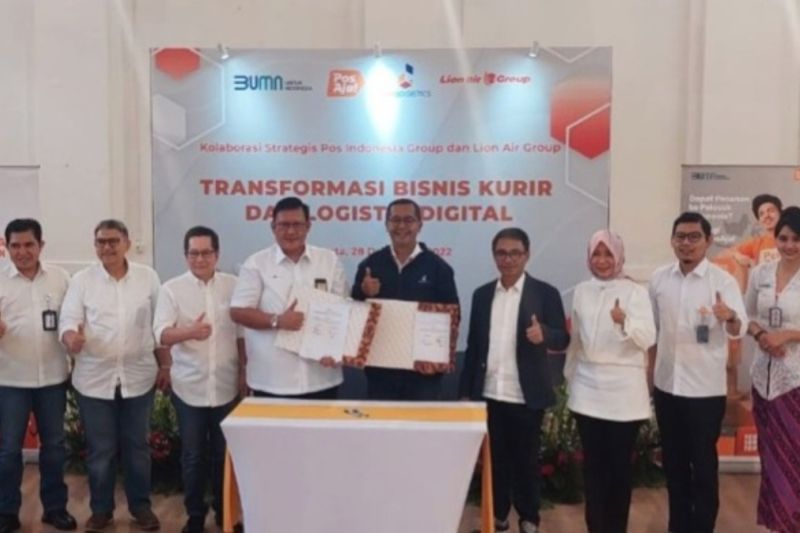 Pos Indonesia dan Lion Air Group permudah pendistribuan produk UMKM