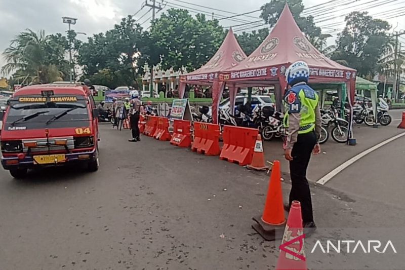 Polres Cianjur siagakan personel di jalur rawan macet dan bencana