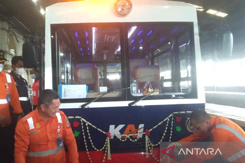 KAI Cirebon luncurkan Lori baru untuk pastikan rel perjalanan KA aman