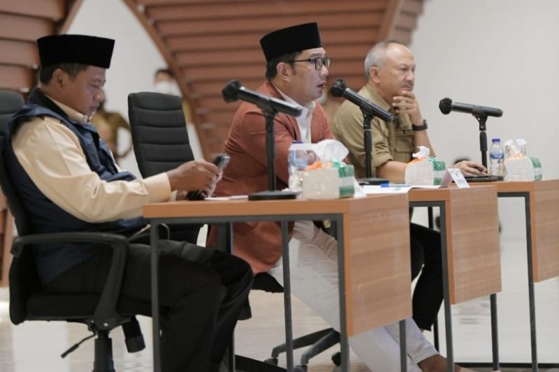 Gubernur Jabar ajak warga Kota Bandung tingkatkan siskamling
