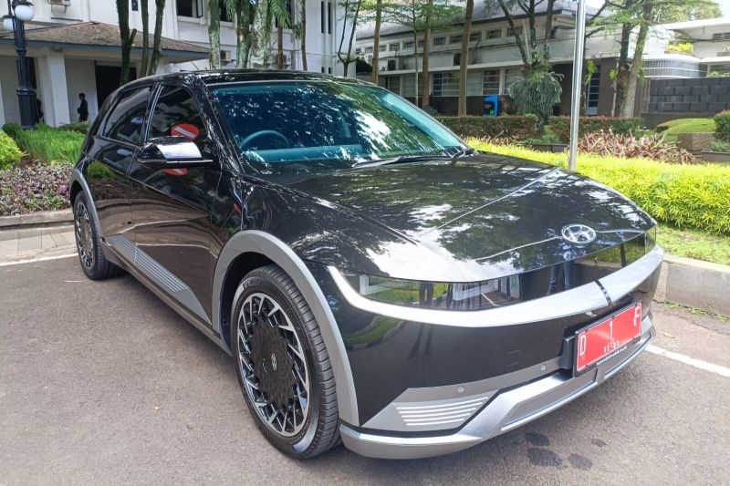 Wali Kota Bandung belanja mobil listrik dari APBD untuk dinas sehari-hari