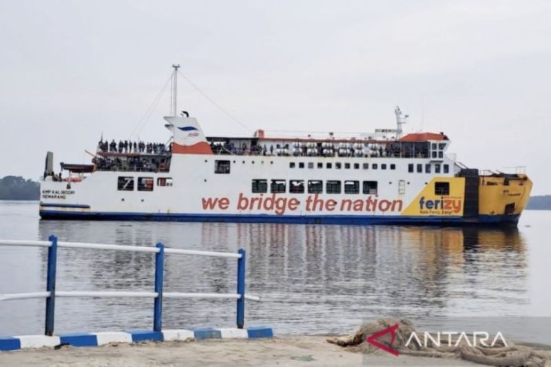 ASDP Indonesia Ferry kembali layani pelayaran rute Kumai-Kendal