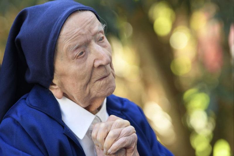 Manusia tertua di dunia Lucile Randon meninggal di usia 118 tahun