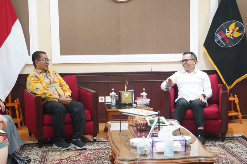 West Sulawesi seeks minister's approval for customs office - Vimarsana News