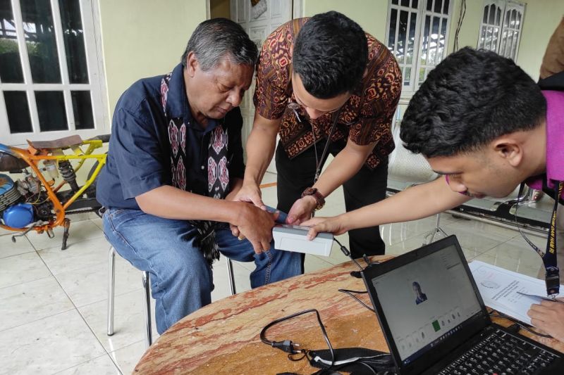 Imigrasi Kupang layani masyarakat langsung ke rumah