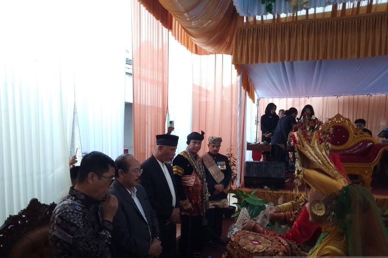 Dilewakan jadi Penghulu, Kolonel Laut Adi Prasetia siapkan strategi mengedukasi adat istiadat ke generasi muda
