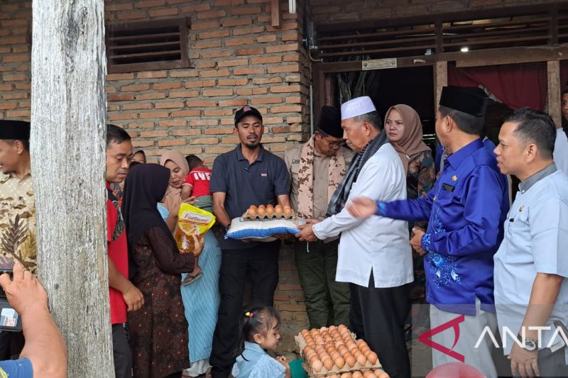 Pemkab Pasbar kunjung serap aspirasi masyarakat di kawasan terisolir