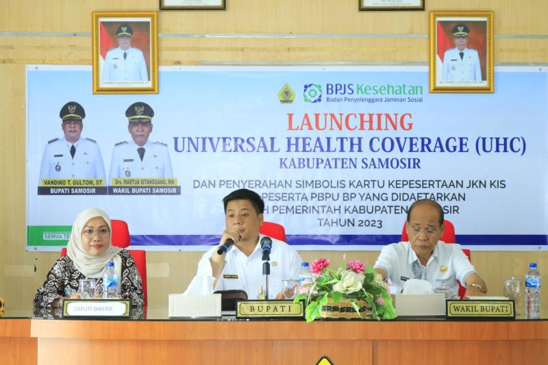 Pemkab Samosir Terima Penghargaan Universal Health Coverage - ANTARA News