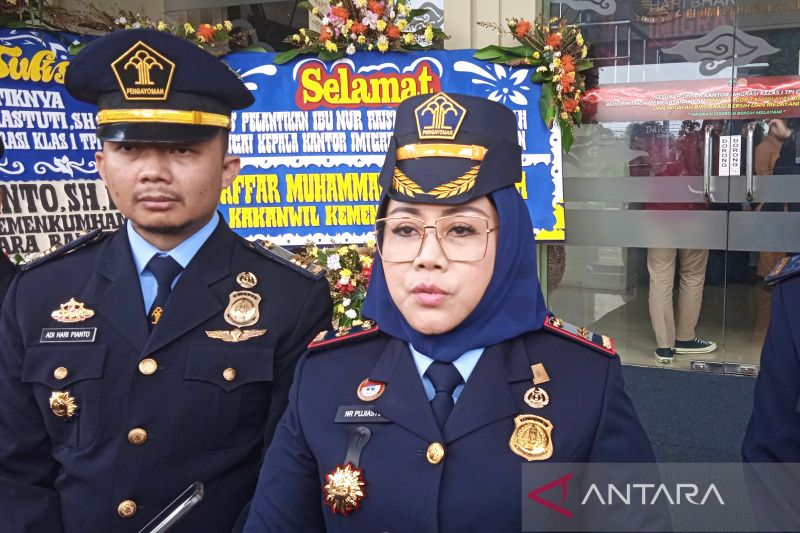 Pembuatan paspor Imigrasi Cirebon alami peningkatan