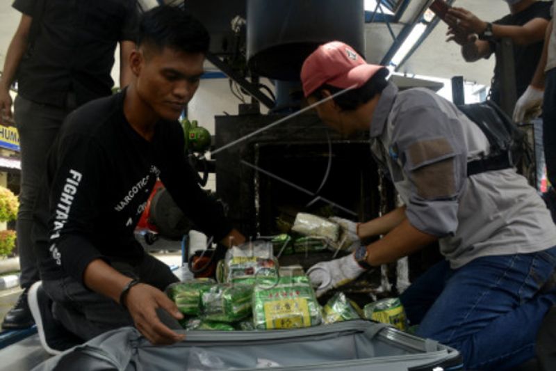 Pemusnahan barang bukti narkoba di Makassar