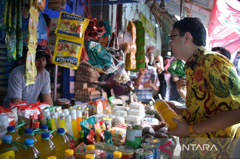 Wamendag tinjau pasar rakyat di Sulut
