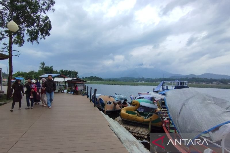 Disparbud Garut tingkatkan target PAD karena pariwisata mulai pulih