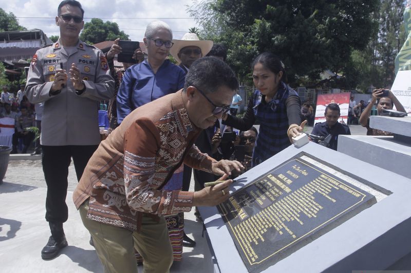 PERESMIAN PATUNG JENDERAL YANG DIUSULKAN JADI PAHLAWAN NASIONAL