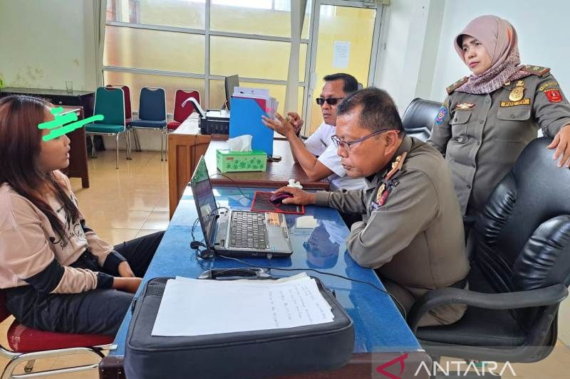 Penyanyi saweran juga jadi sasaran patroli Satpol PP Damkar Agam