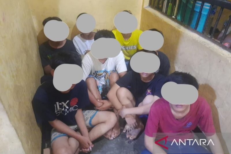 Polisi tangkap 8 anggota gangster 