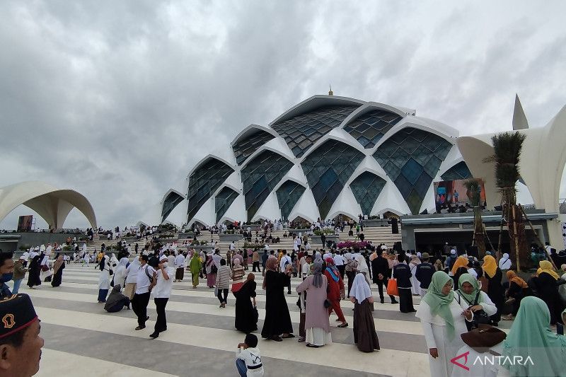 Pemprov Jabar pusatkan Shalat Idul Fitri di Masjid Raya Al Jabbar Bandung
