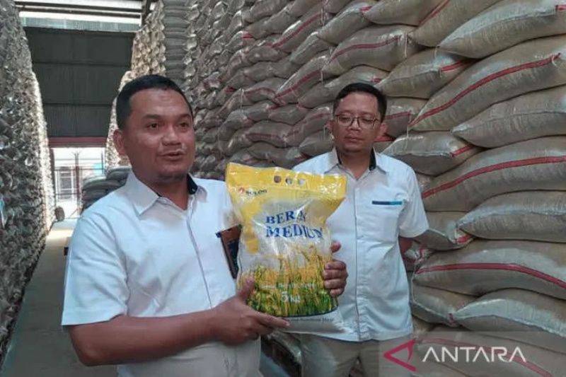 Bulog Cirebon sebut harga beras medium mulai turun