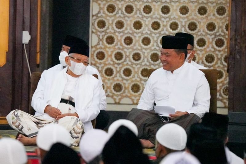 Kasad ajak teladani Nabi Muhammad pada peringatan Isra Mikraj di Masjid Agung Cianjur