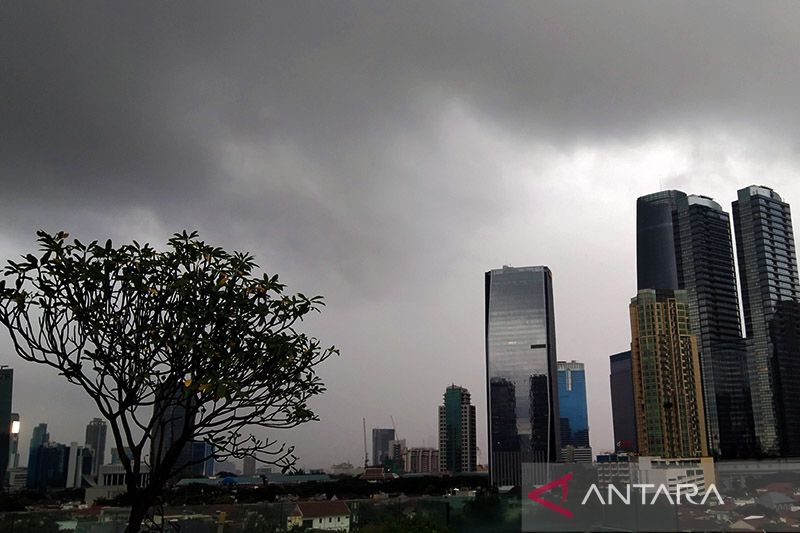 Hujan Ringan Hingga Sedang Guyur Mayoritas Kota Besar Hari Ini - ANTARA ...