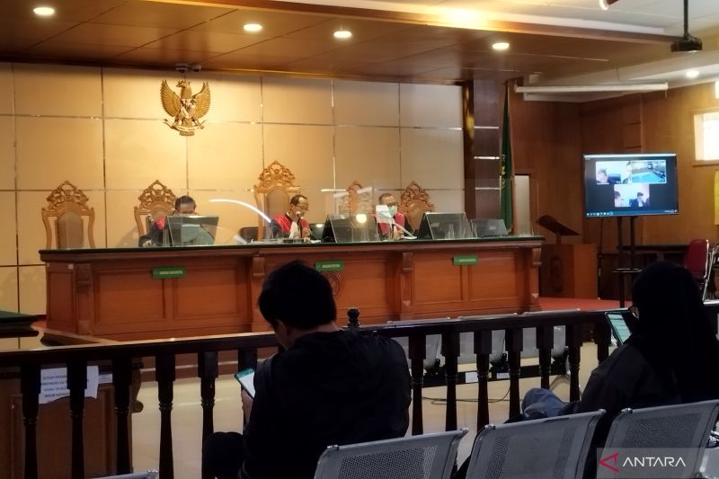 Heryanto Tanaka didakwa suap 2 Hakim Agung 310 ribu dolar Singapura