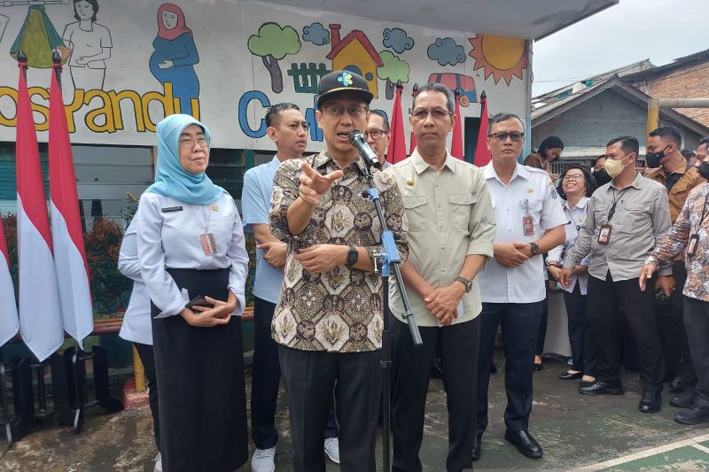 Menteri Kesehatan Indonesia berencana bertemu dengan WHO untuk membahas situasi lokal