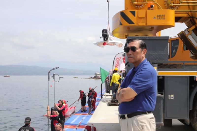 Kemarin, Danau Toba lokasi kejuaraan jetski sampai digitalisasi pasar