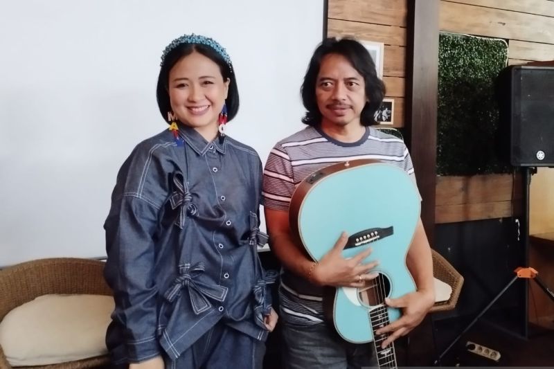 Dewa Budjana dan Astrid kolaborasi di lagu religi “Lillahi Ta’ala”