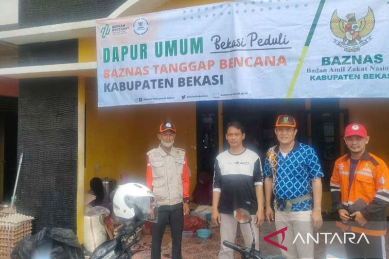 Baznas Kabupaten Bekasi dirikan dapur umum untuk bantu korban banjir