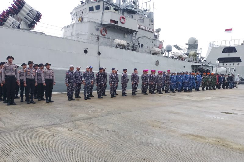 Koarmada I Kirim Satgas Gabungan Tanggap Bencana Longsor Di Natuna ...