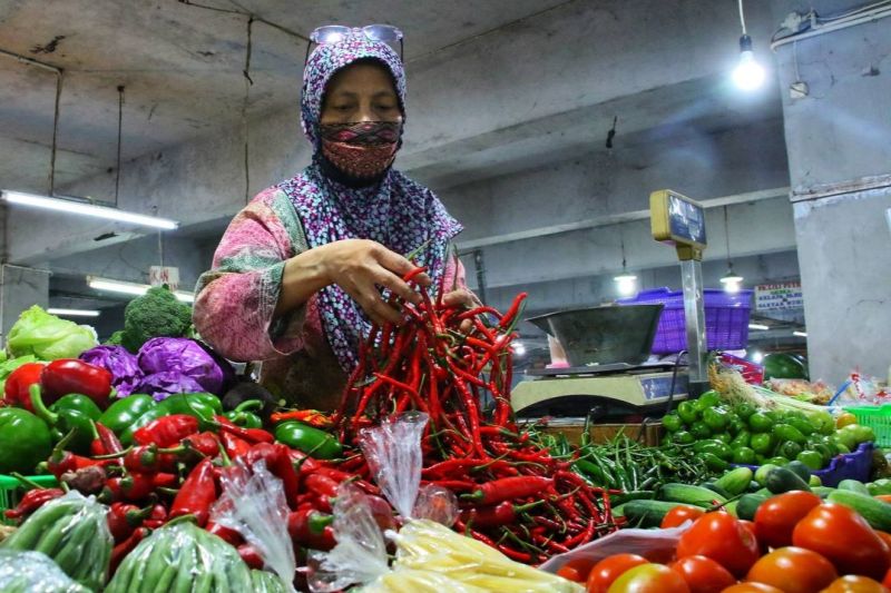 Disdagin Kota Bandung gelar pasar murah atasi harga cabai naik