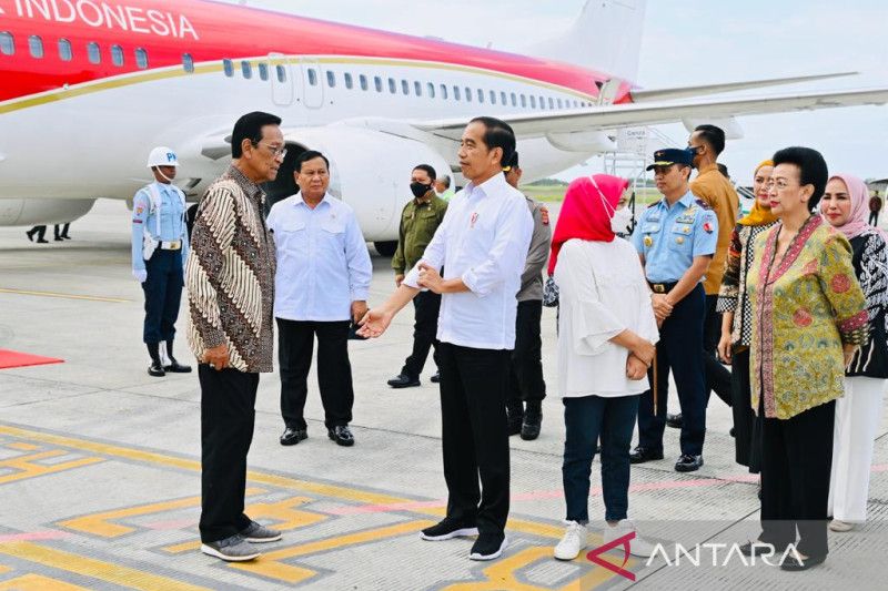 Presiden Jokowi tinjau panen raya dan resmikan tambak udang