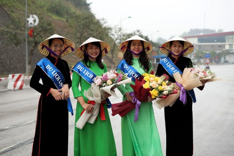 Vietnam sambut kelompok tur pertama wisatawan China dalam tiga tahun