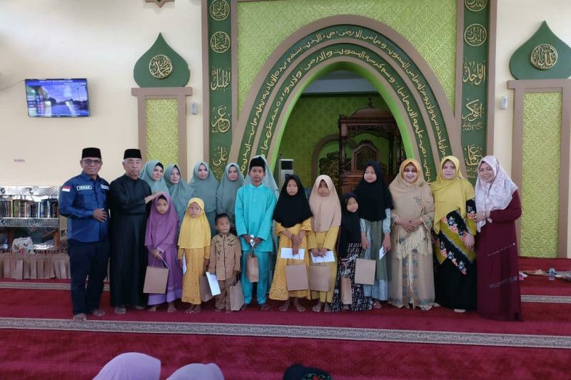 Perwiridan Akbar Riau Kompleks salurkan santunan ke anak yatim